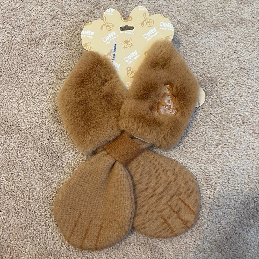 Shanghai DisneyLand Duffy Bear fluffy Scarf